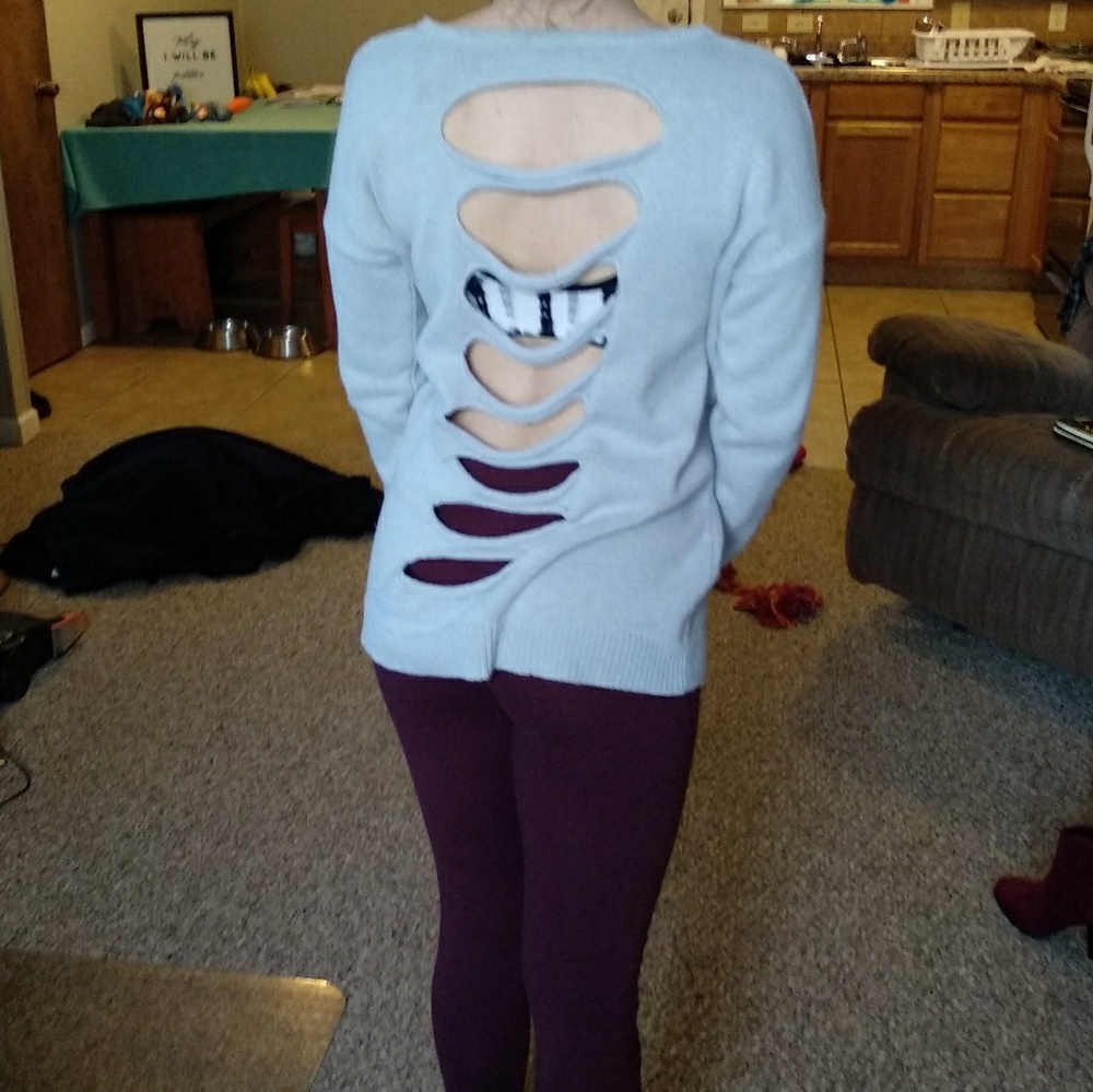 Backless sweater